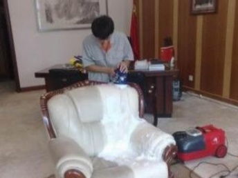 一站式北京保潔服務(wù) 沙發(fā)地毯燈具玻璃清洗、消毒與滅蟲(chóng)，打造潔凈健康家園